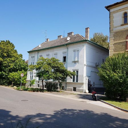 Szent Janos Apartman Mako Exterior photo