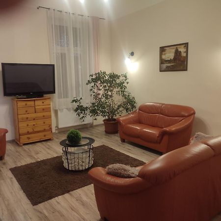 Szent Janos Apartman Mako Exterior photo